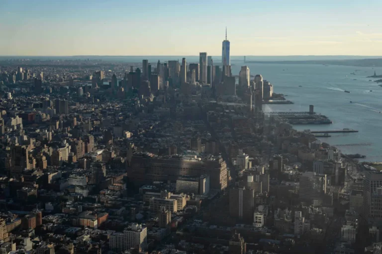 Manhattan Luxury Home Sales Hit $12 Billion