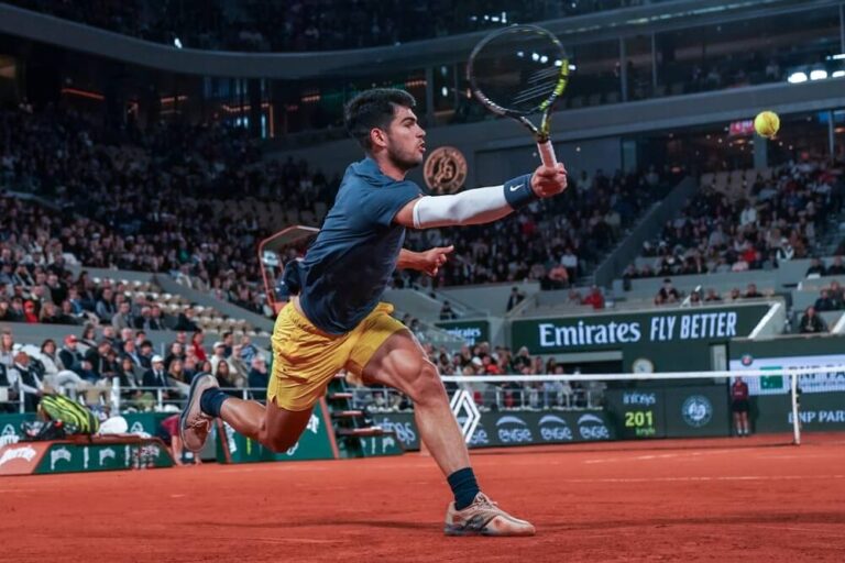 Alcaraz masters Melbourne and reshapes tennis history