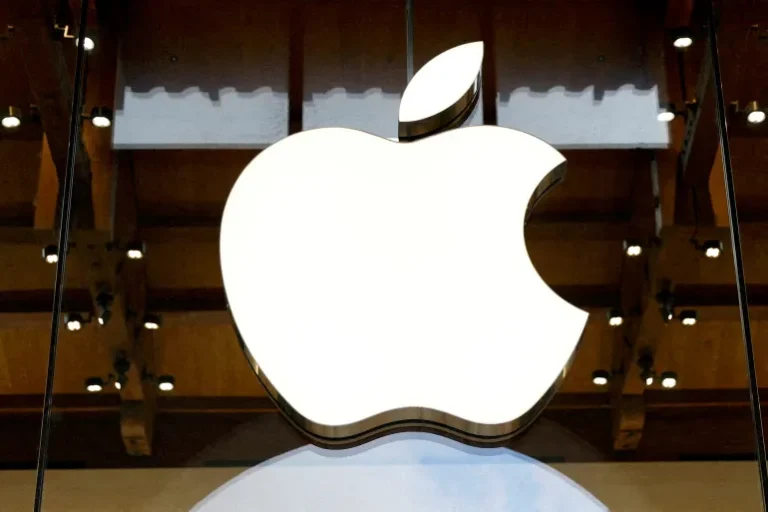 Apple Market Value Tops Global Company Rankings Apple Market Value Tops Global Company Rankings