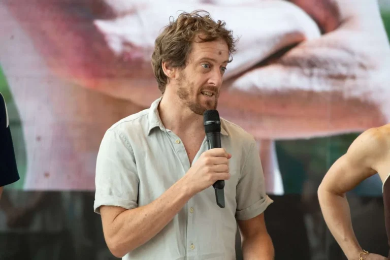 The countdown to the European Aquatics Championships Paris 2026 is gathering pace as organizers confirmed strong ticket sales and introduced the event's official mascot during a press conference held near the Eiffel Tower. With just 15 days remaining before competition begins, athletes and officials shared their excitement for one of Europe's biggest aquatic sporting events. Organizers announced that more than 51,000 tickets have already been sold during the third phase of ticket sales, reflecting strong public interest ahead of the championships. The event will take place from July 31 to August 16 at the Olympic Aquatics Centre, which previously hosted competitions during the Paris 2024 Olympic Games. The French Swimming Federation also introduced the official mascot, ELO, a character designed in the shape of a water drop. Officials explained that the name combines the French word for water, "l'eau," with the English greeting "hello," creating a symbol that represents both water and a warm welcome to athletes and fans. Championship Director Adrien Chandou said the mascot reflects the spirit of the event while celebrating the importance of water sports. Organizers hope ELO will become a recognizable symbol throughout the championships and help connect with younger audiences. Several leading French athletes attended the press conference, including three-time world champion Maxime Grousset, Olympic finalist Beryl Gastaldello, double world high diving champion Gary Hunt, and double Paralympic champion David Smetanine. Grousset expressed his excitement about competing in front of home supporters. He said France has developed a growing passion for aquatic sports and believes the European Championships will continue the enthusiasm created during the Paris 2024 Olympic Games. The swimmer also provided an update on his recovery after breaking a bone in his left foot during training, an injury that caused him to miss last month's national championships. While he said his foot has improved, he explained that he has not been able to fully prepare for race starts and underwater kicking. Despite the setback, he remains determined to compete at his best during the championships. Gastaldello said she is looking forward to racing in front of French fans once again. She described the Olympic Aquatics Centre as an outstanding venue with modern facilities, spacious competition areas, and excellent conditions for athletes. She also outlined her goals for the championships, saying she hopes to win relay and individual medals while setting personal best performances and national records. Competing at home, she added, gives athletes the opportunity to perform in front of family and friends, making the experience even more special. The championships will welcome 1,268 athletes supported by 615 volunteers, making it one of the largest aquatic events held in Europe. Organizers expect thousands of spectators to attend competitions across swimming, diving, artistic swimming, open water events, and high diving. One of the major highlights of Paris 2026 will be the inclusion of para-swimming within the main championship program. David Smetanine welcomed the initiative, describing it as an important step toward greater inclusion in international aquatic sports. He said two days of para-swimming competition will be integrated into the main event schedule, giving para-athletes the opportunity to compete alongside Europe's leading aquatic athletes. Smetanine praised the accessibility of the Olympic Aquatics Centre and said the venue offers excellent conditions for all competitors. Gary Hunt also shared his enthusiasm about returning to compete in Paris. He highlighted the opportunity to showcase high diving, a discipline that is not part of the Olympic Games. Hunt explained that competitors will dive from a height of 20 meters into the River Seine, creating a unique challenge different from the traditional 27-meter high diving competitions. French Swimming Federation Director General Laurent Ciubini said hosting another major international event so soon after the Olympics is important for maintaining public enthusiasm for aquatic sports. He believes the championships will help continue the strong connection between French fans and elite swimming. Ciubini also highlighted the event's long-term community impact. During the championships, 560 children will receive swimming lessons at the venue. In addition, the Olympic Aquatics Centre will provide 800 year-round places for swimming education. Plans also include building a new public swimming pool in Clichy to expand access to swimming programs in the future. With strong ticket demand, world-class athletes, a new mascot, and a focus on community legacy, the Paris 2026 Championships are shaping up to be one of the biggest sporting events in Europe this year. Organizers hope the competition will build on the success of Paris 2024 while inspiring a new generation of swimmers and aquatic sports fans.