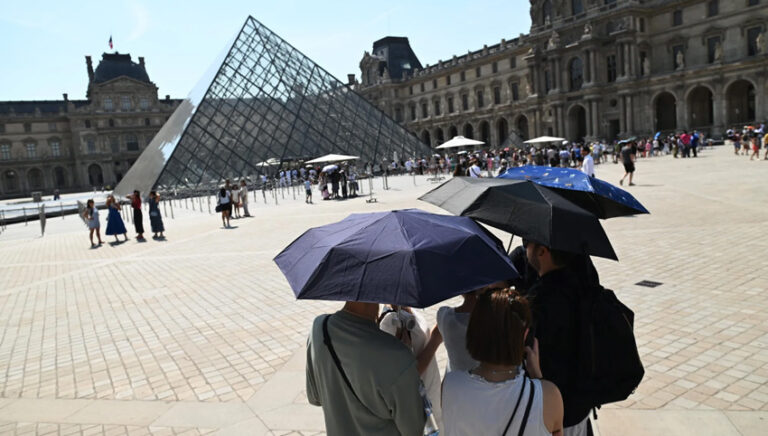 Paris District Cooling Helps Beat Summer Heat