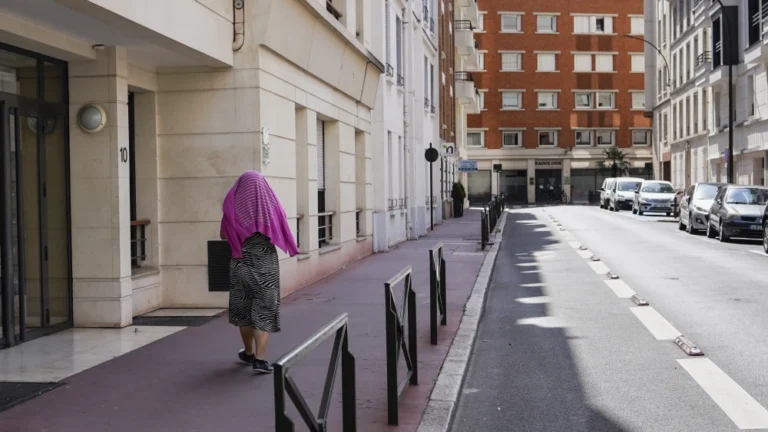 Paris Synagogue Torah Theft Sparks Investigation