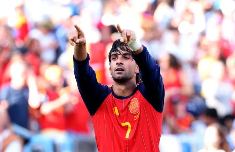 Ferran Torres PSG Transfer Talks Reported
