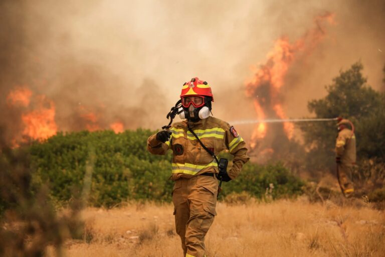 Europe Wildfire Heatwave forces evacuations in France