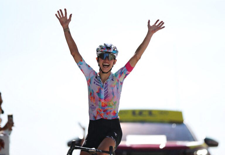 Vollering Takes Tour Lead After Dramatic Stage Eight Wins