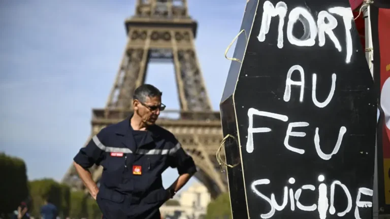 France Public Sector Strike Hits Tuesday In France France Public Sector Strike Hits Tuesday In France