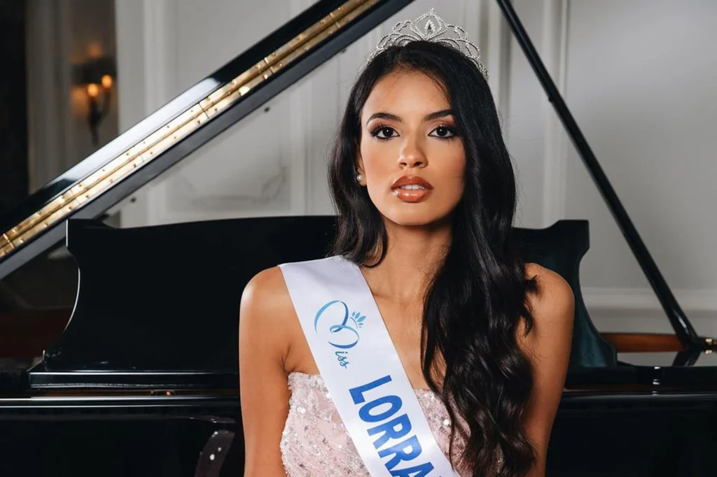 Miss Lorraine Crowned At Amneville Zoo Gala