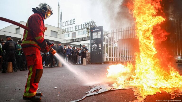 French Student Protests Spread Across France Today French Student Protests Spread Across France Today