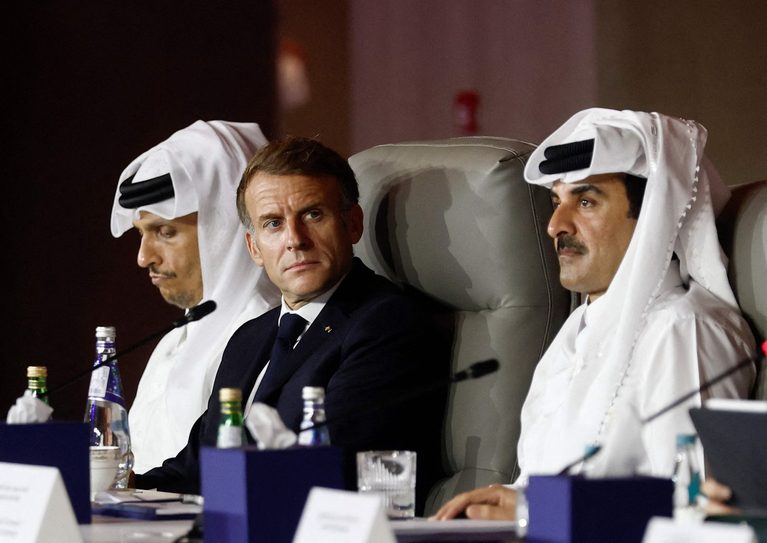 Macron Gulf Tour Criticism Grows Amid French Unrest